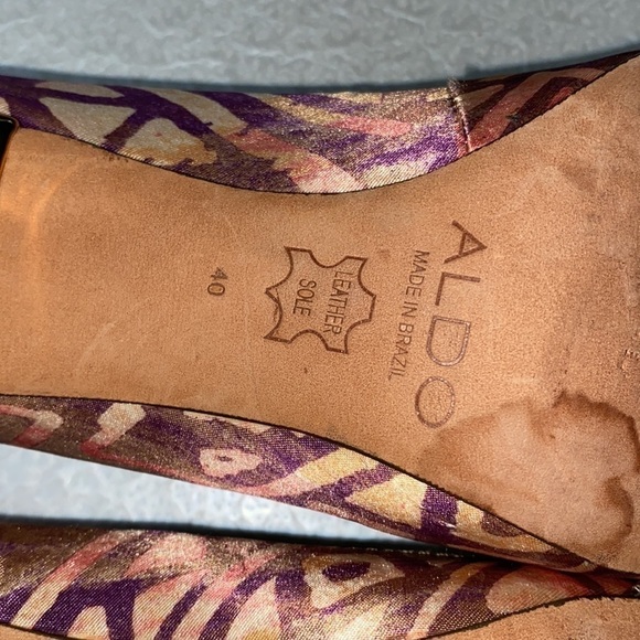 ALDO Aztec stilettos gold heels Sz EUR 40 made in Brazil - Picture 9 of 15